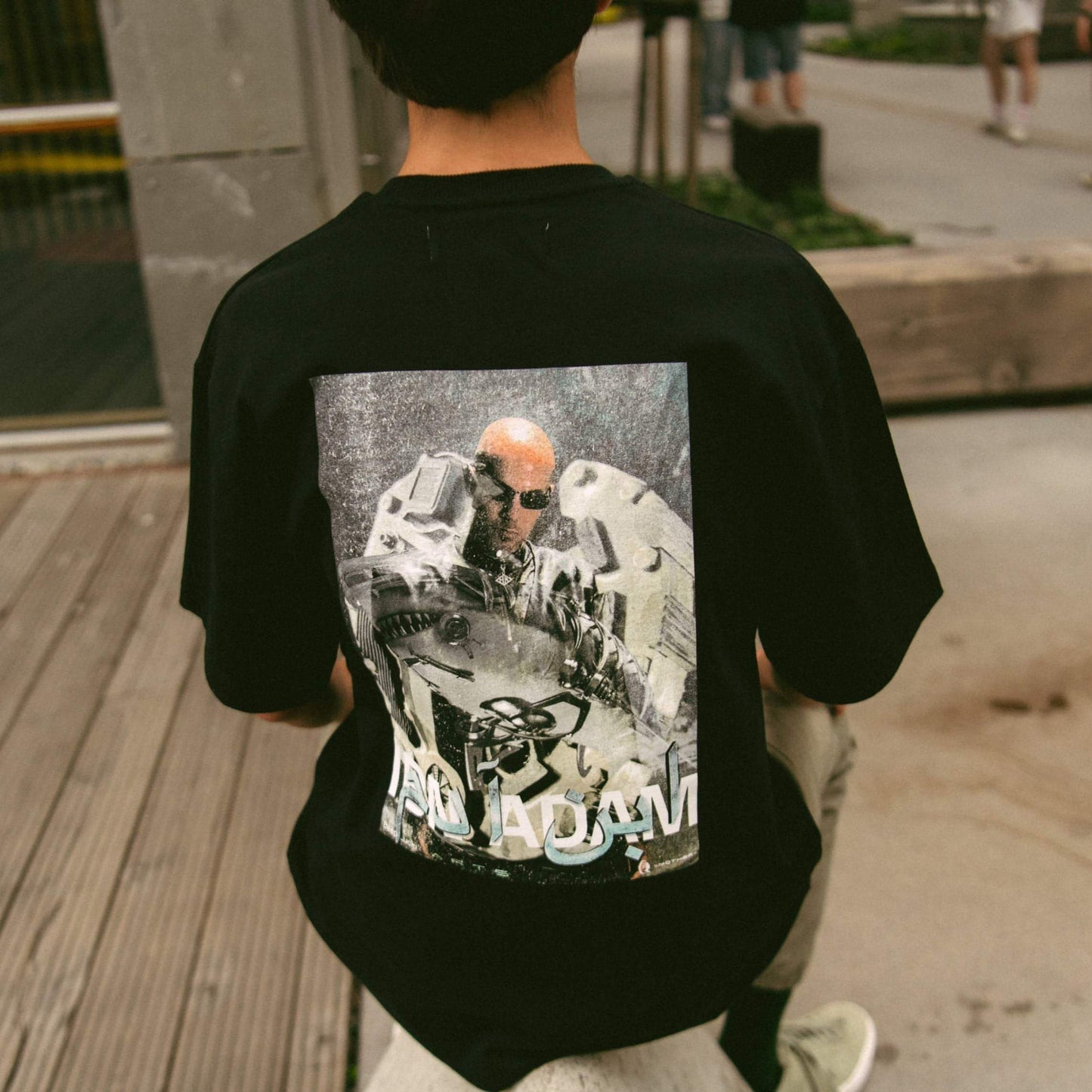 Omar Tee | Svart