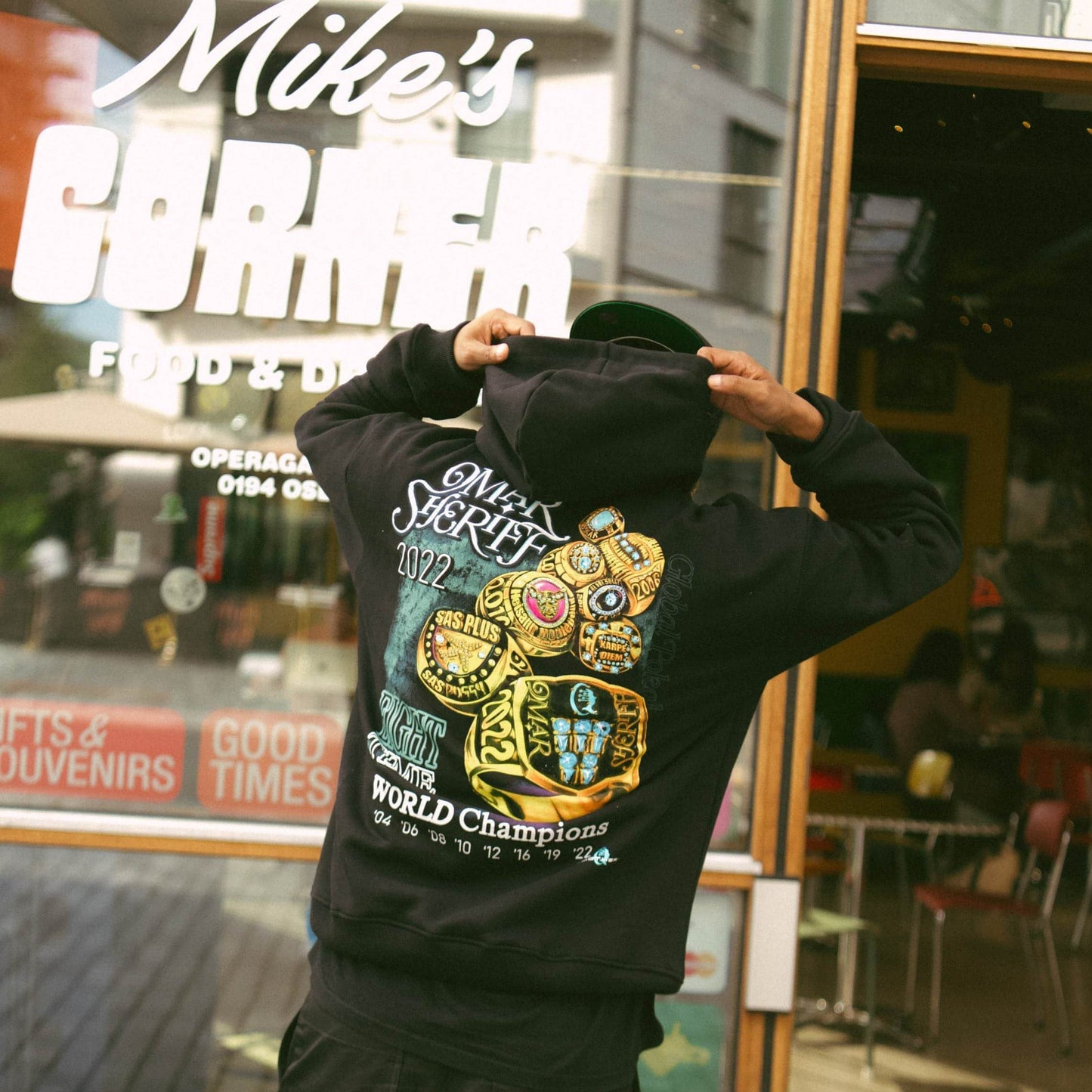 Rings Hoodie | Svart