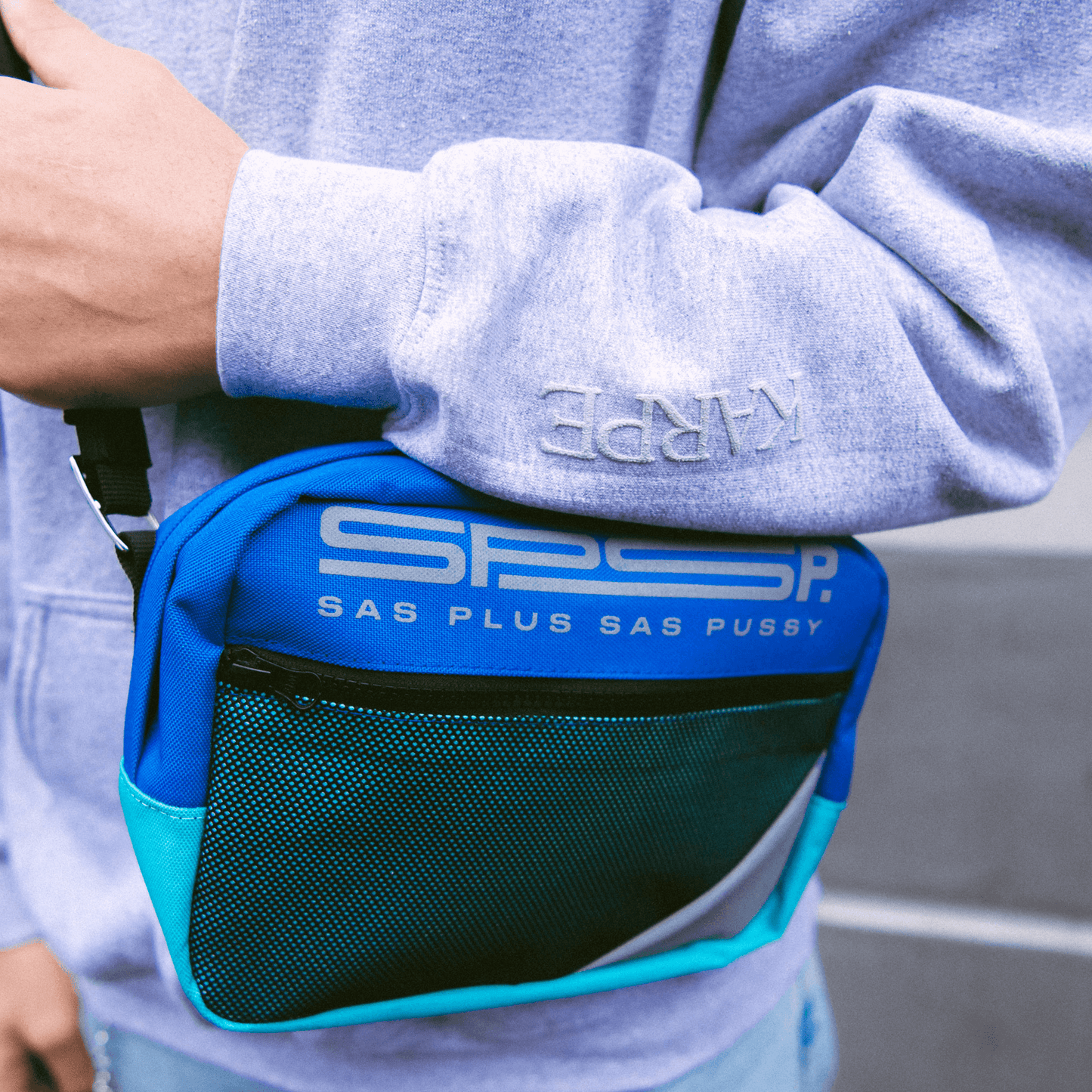 Karpe - BLÅ BAG