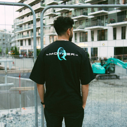 The Mother Tee | Svart